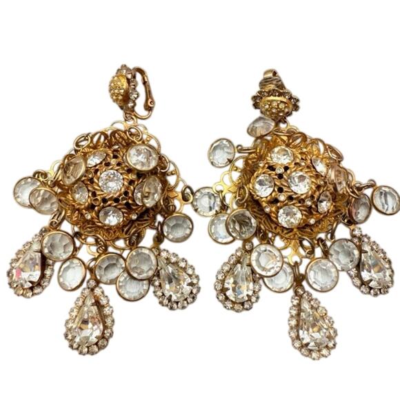 Kenneth Jay Lane 1960’s‎ Signed Filigree Crystal Chandelier Clip Runway Earrings - Picture 2 of 10